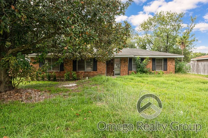 3110 Partridge Road - Photo 2 of 37