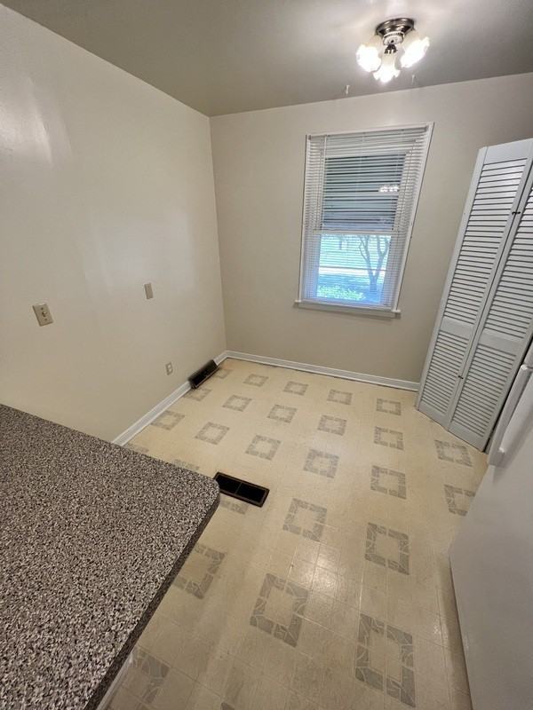 3301 Donnan St - Photo 7 of 13