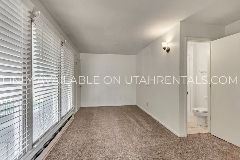 2233 Sw #4 - Photo 7 of 18