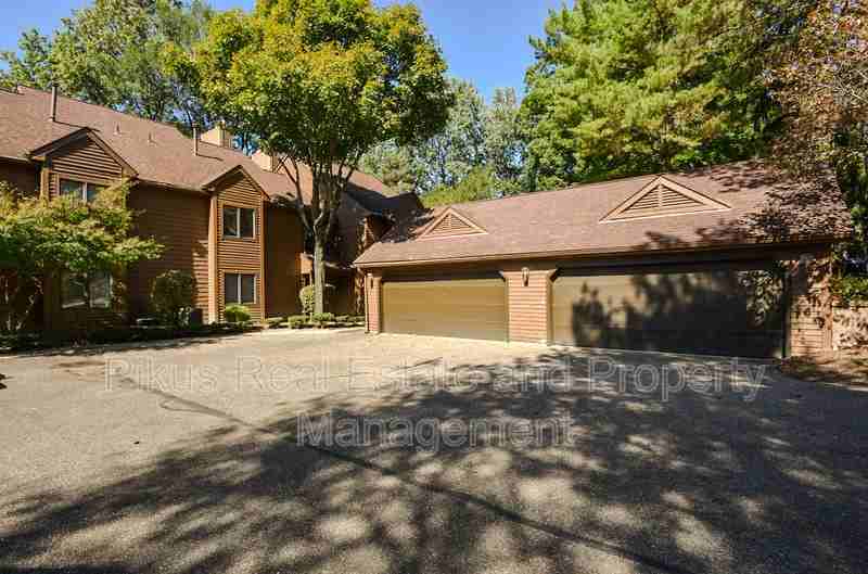 1449 Harbor Dr Nw - Photo 2 of 35