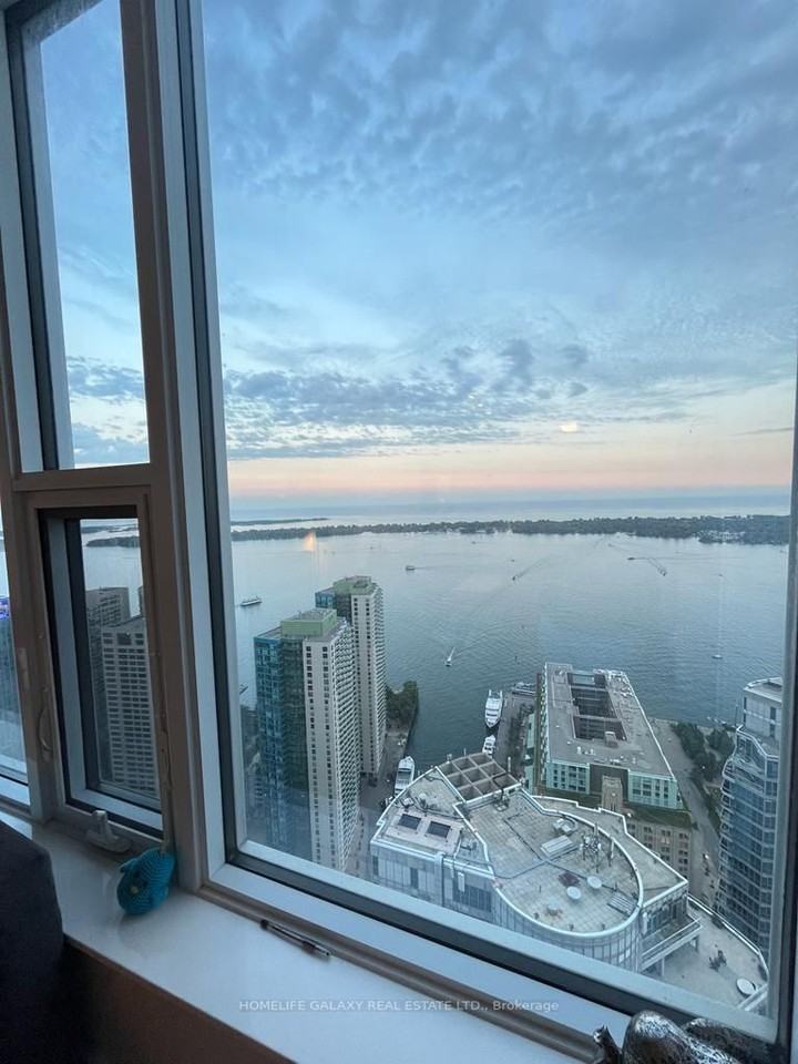 10 York Street - Photo 2 of 12