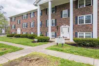 429 Chestnut Street, Unit 17 - Photo 2 of 9