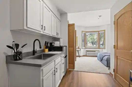 Four Star Realty 3 of 4