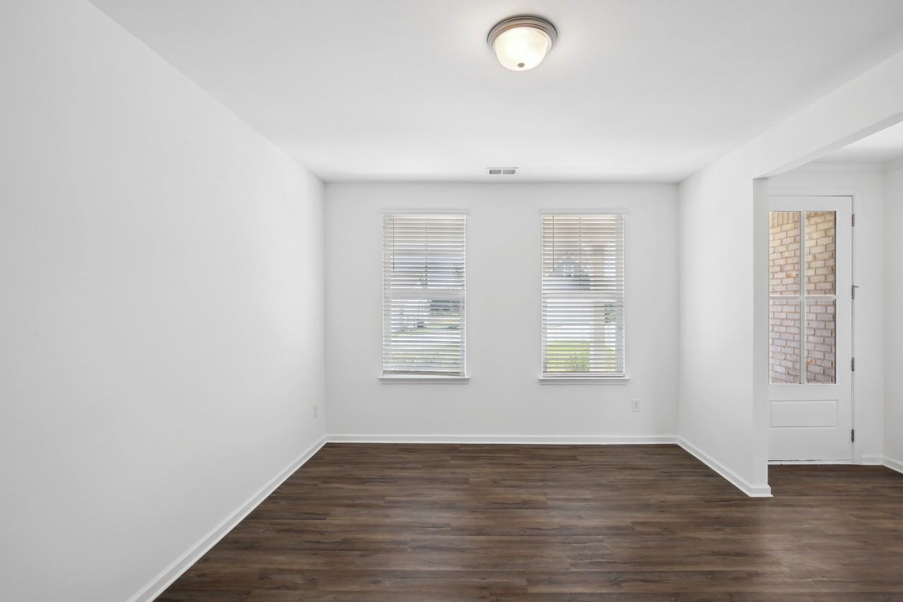 Stapleton Park - Photo 3 of 50