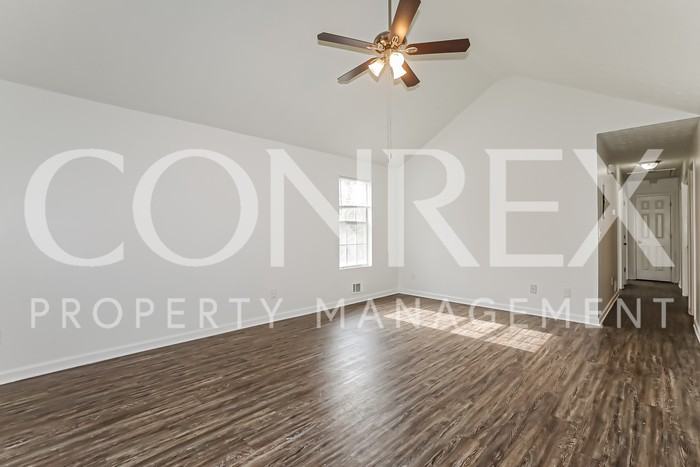 126 Ashland Dr - Photo 3 of 14