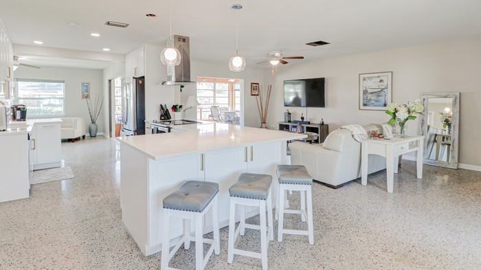 8723 Hickorywood Ln - Photo 2 of 46