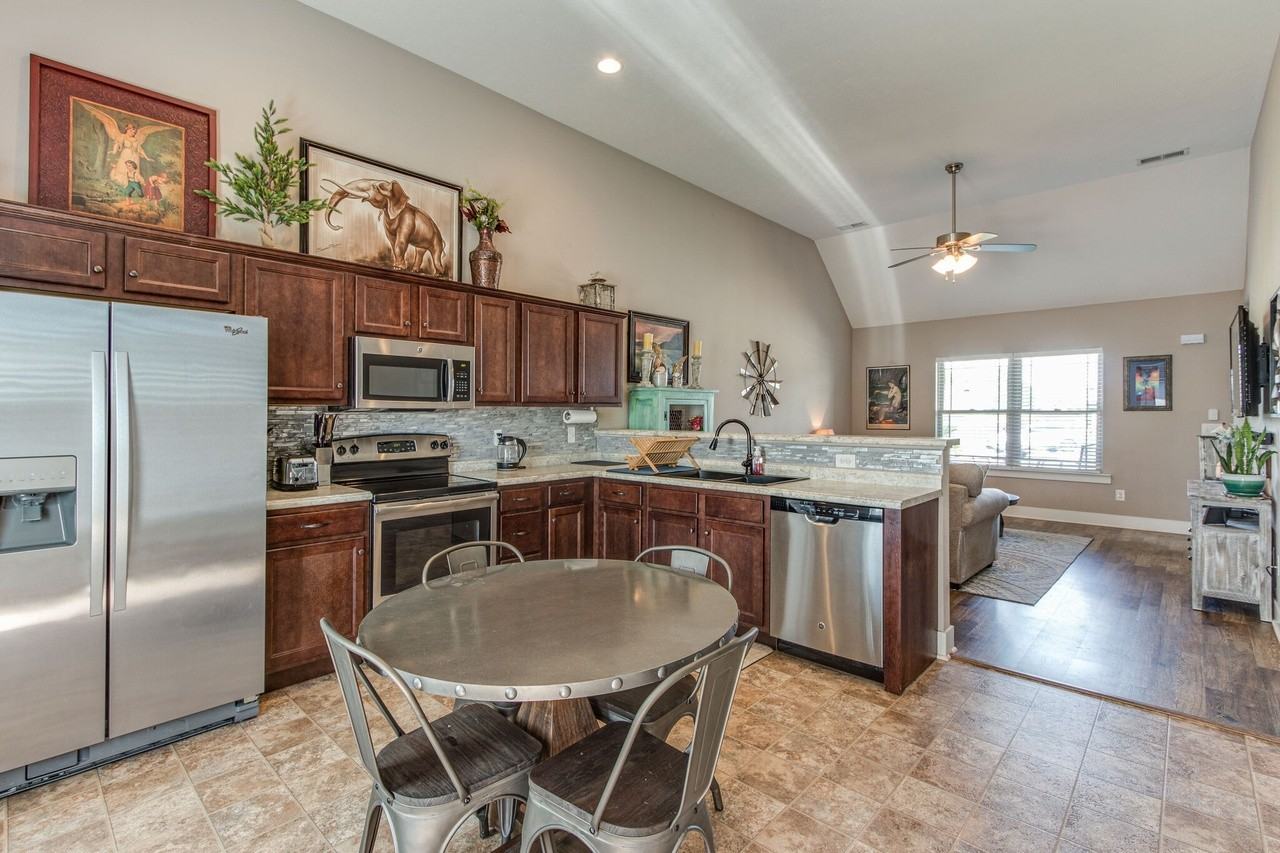 5448 Elkanah Ct #NA - Photo 2 of 10