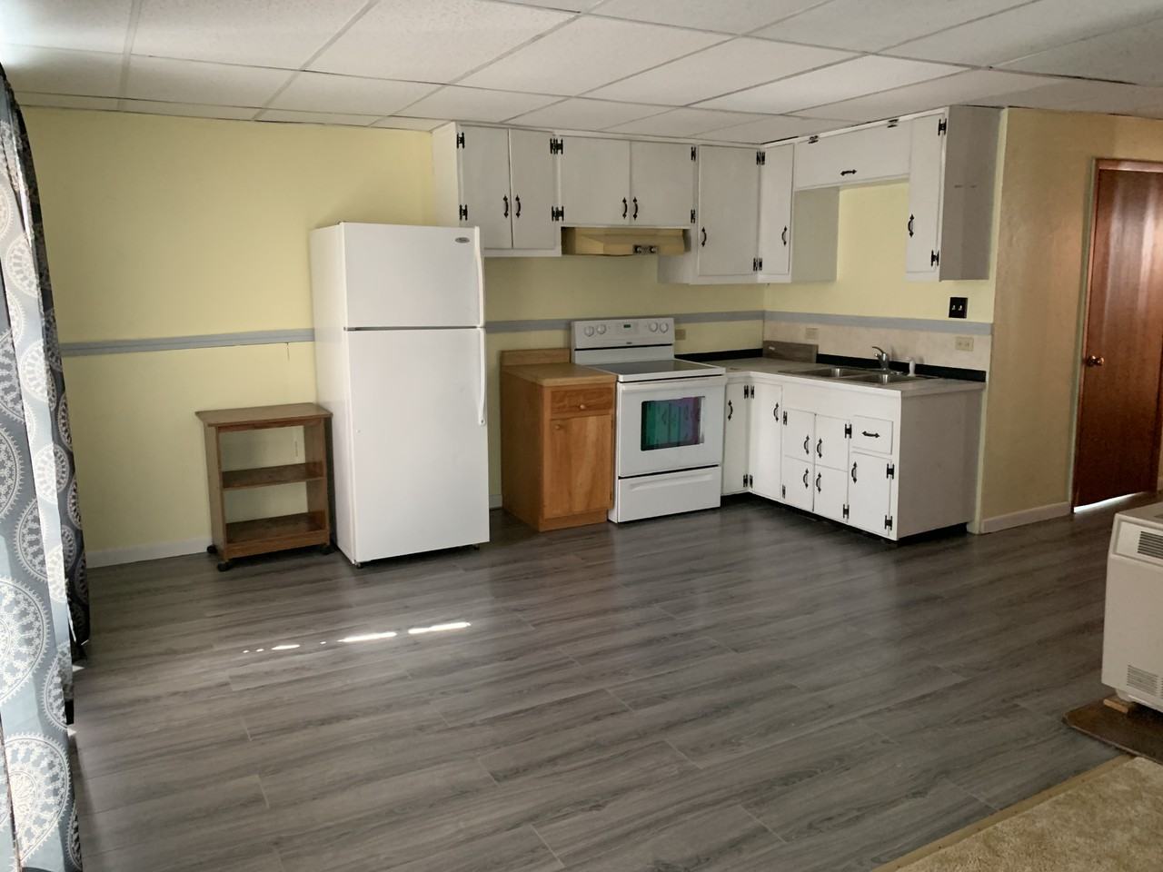 53 Jane St #201 - Photo 2 of 8