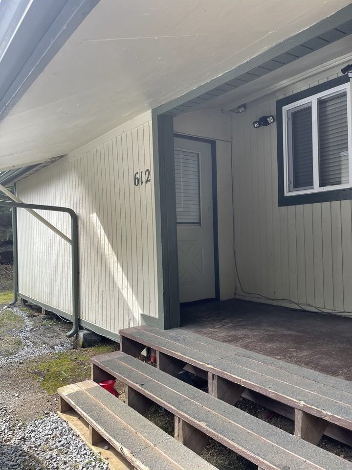 612 S Yorktown Dr #NA - Photo 2 of 11