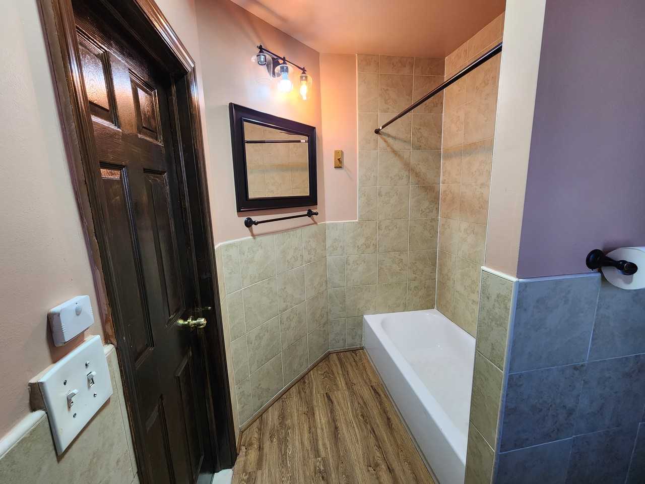 88 N 19th St #2 - Photo 2 of 9