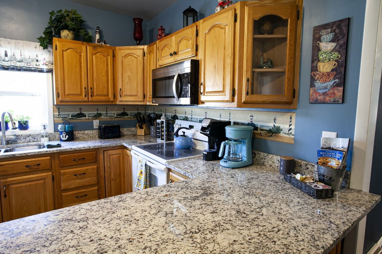 351 Jones Ave #1 - Photo 3 of 12