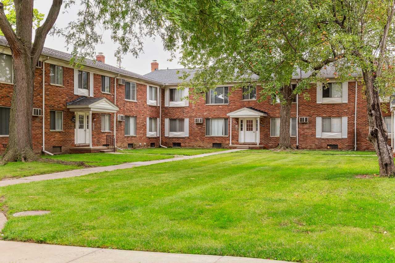 Kelly Square Apartments 25195 Kelly Road, Roseville, MI 48066 Zumper