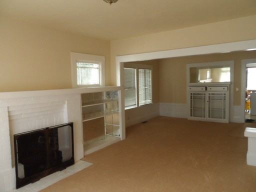 1928 47th Ave - Photo 2 of 12