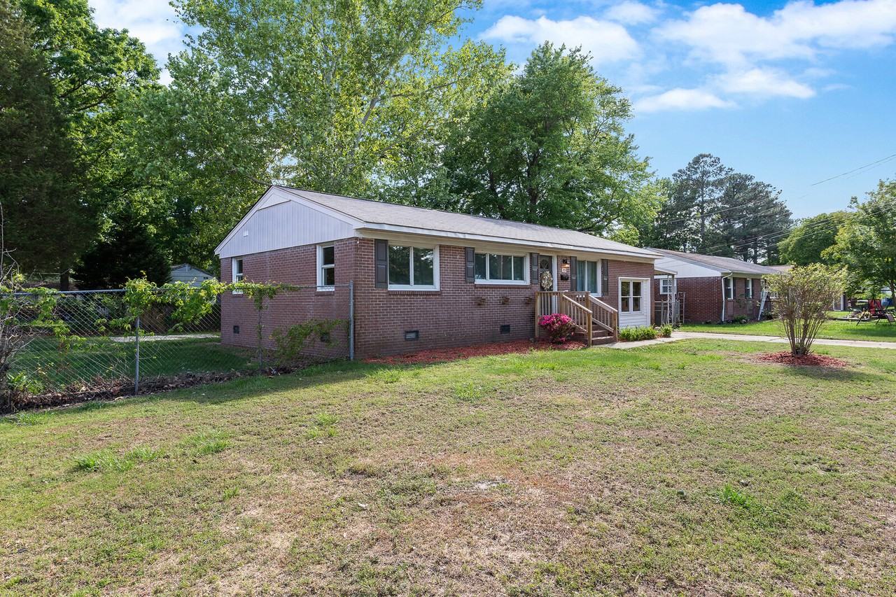 222 Belray Dr #1 - Photo 2 of 21