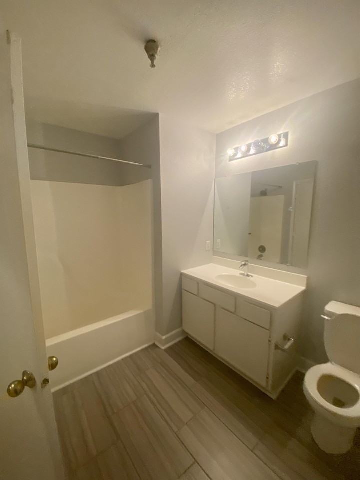 310 DelawareUnit 307 #307 - Photo 6 of 12