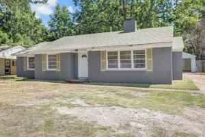 featured image of 1118 S Perkins Rd #1