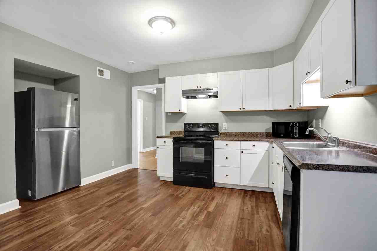 1118 S Perkins Rd #1 - Photo 4 of 11