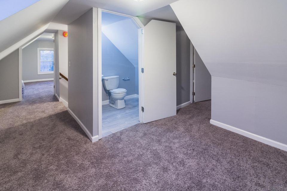 219 East Oldham Avenue #1 - Photo 4 of 25