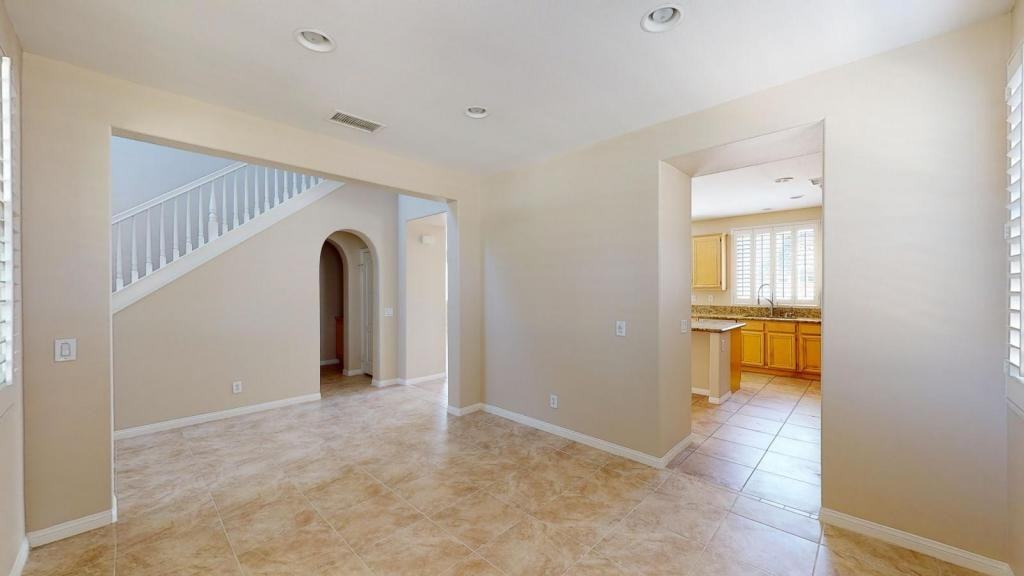 36425 Fallingstar Pl - Photo 4 of 42