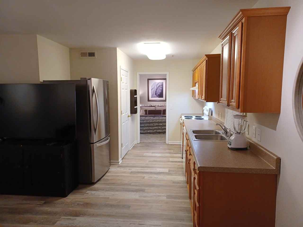 122 Jamestown Ct #101 - Photo 2 of 5