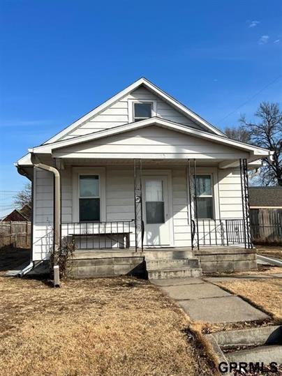 5311 S 39th St - Photo 2 of 12