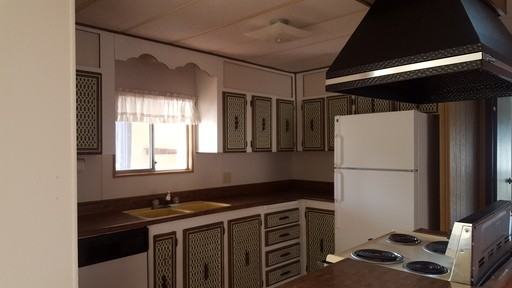 1590 Sunlight Dr - Photo 2 of 5