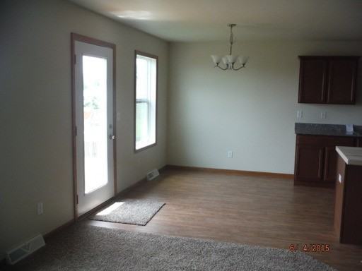 636 Ashleigh Ln - Photo 2 of 22