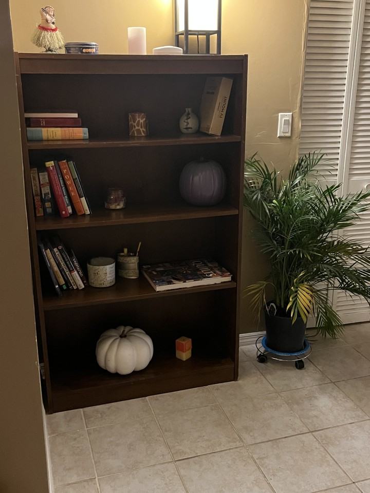 2218 Randolph St Ne #B - Photo 3 of 11