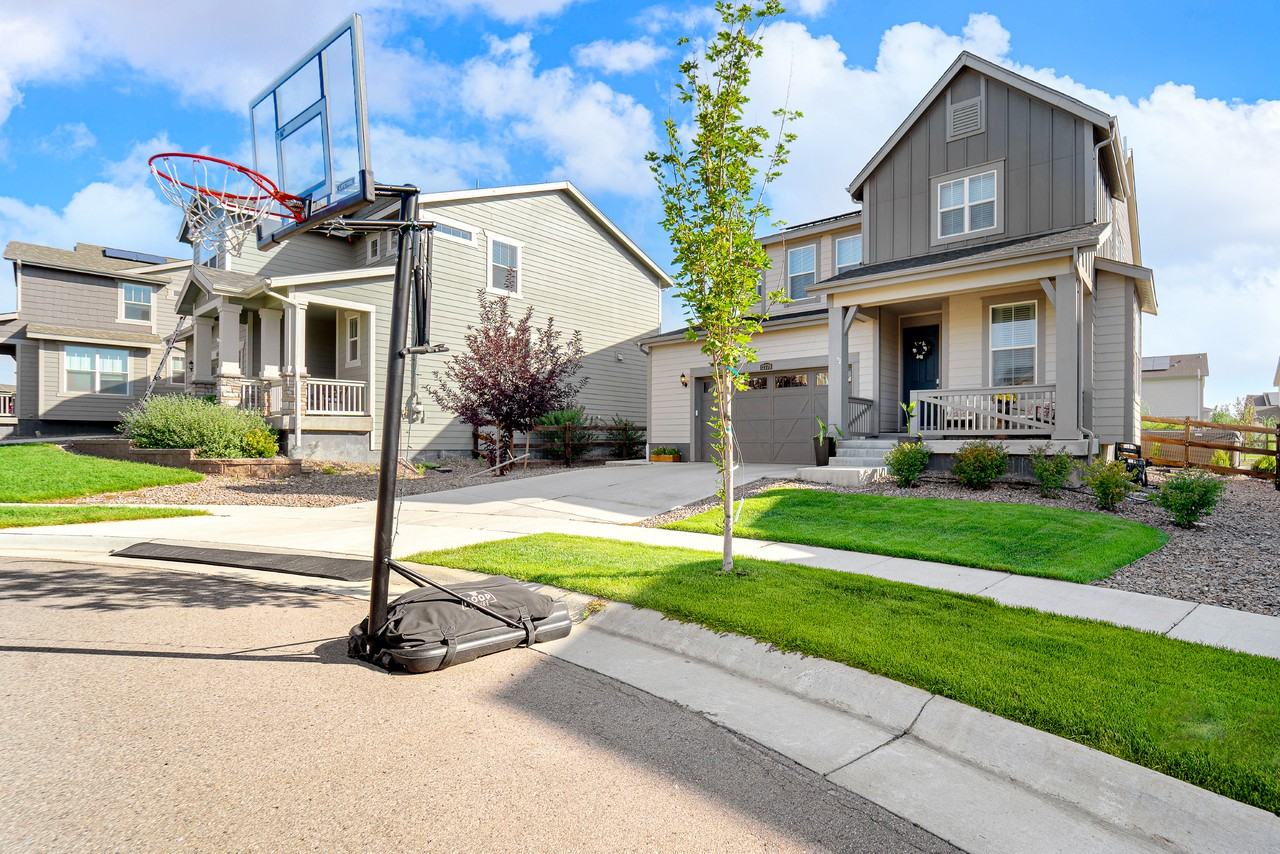 12778 Creekwood St #NA - Photo 2 of 21