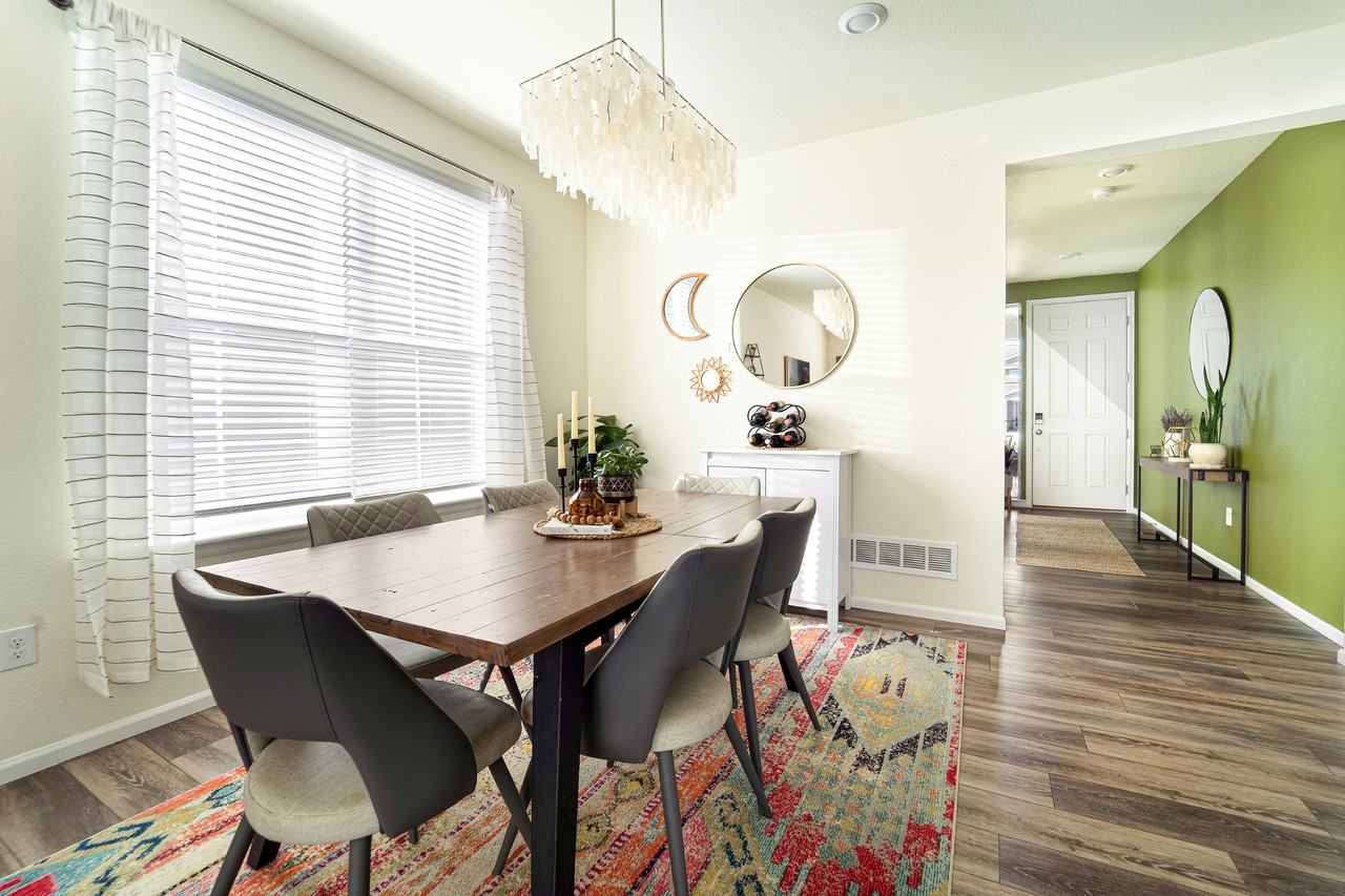 12778 Creekwood St #NA - Photo 3 of 21