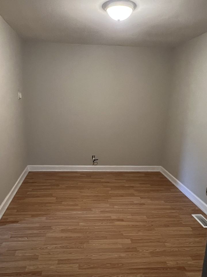 117 Western Ave #7 - Photo 2 of 4