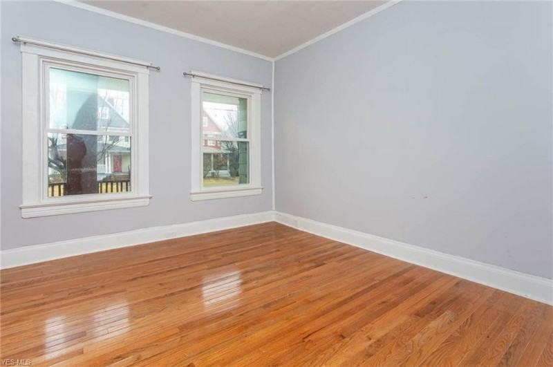 1541 Lakewood Ave - Photo 7 of 18