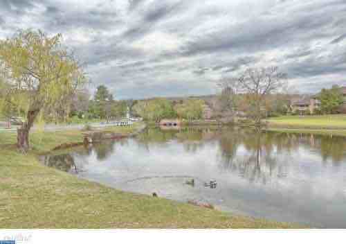 7D Fairway Rd - Photo 3 of 23