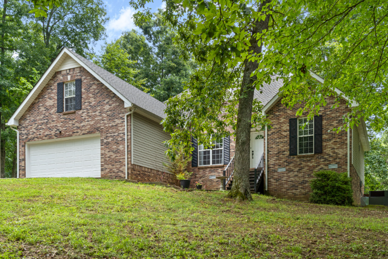 3877 Lake Rd - Photo 2 of 34