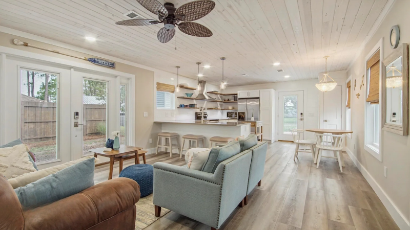 307 Dolphin Dr - Photo 2 of 35