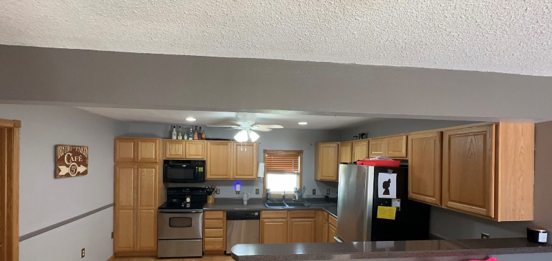336 6th Ave Nw - Photo 2 of 12