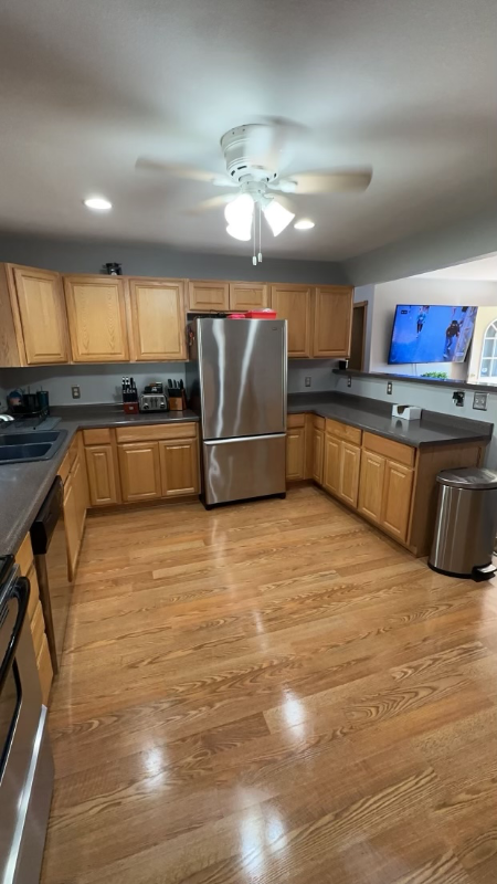 336 6th Ave Nw - Photo 3 of 12