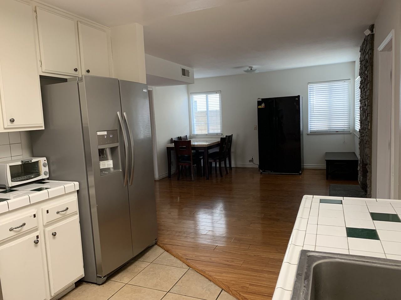 2307 South Lynn Court #B - Photo 5 of 10