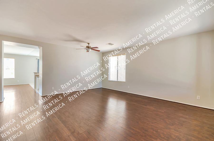 4816 E Starpoint St - Photo 2 of 25