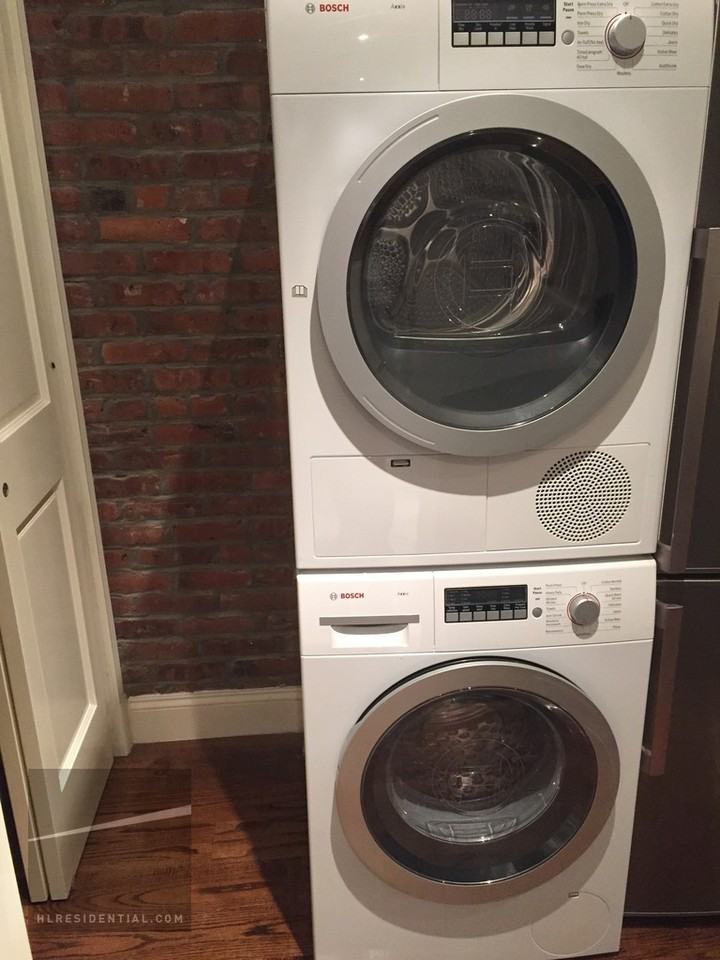 E 102nd St #2B - Photo 3 of 5