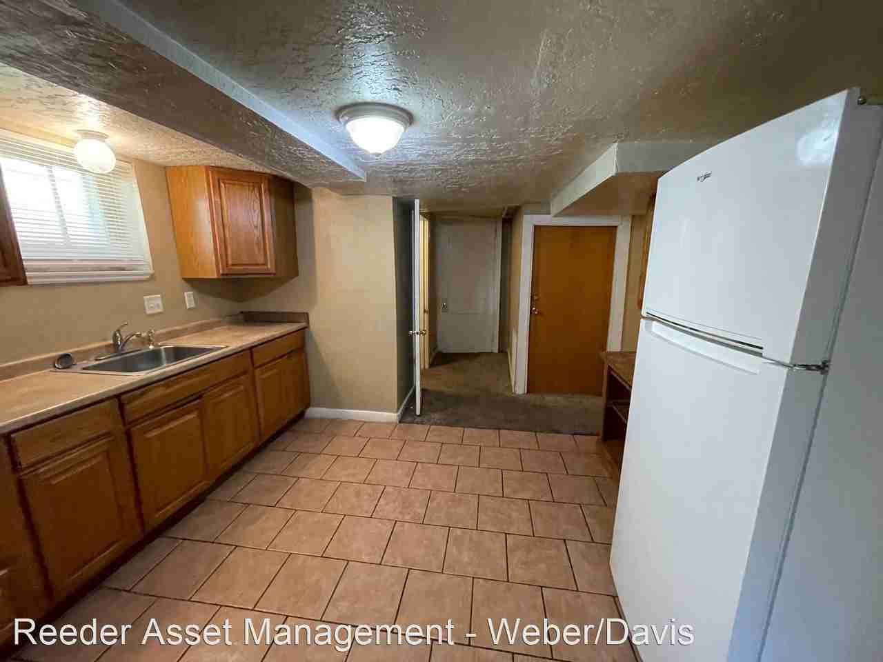 2273 Jefferson Ave - Photo 2 of 9