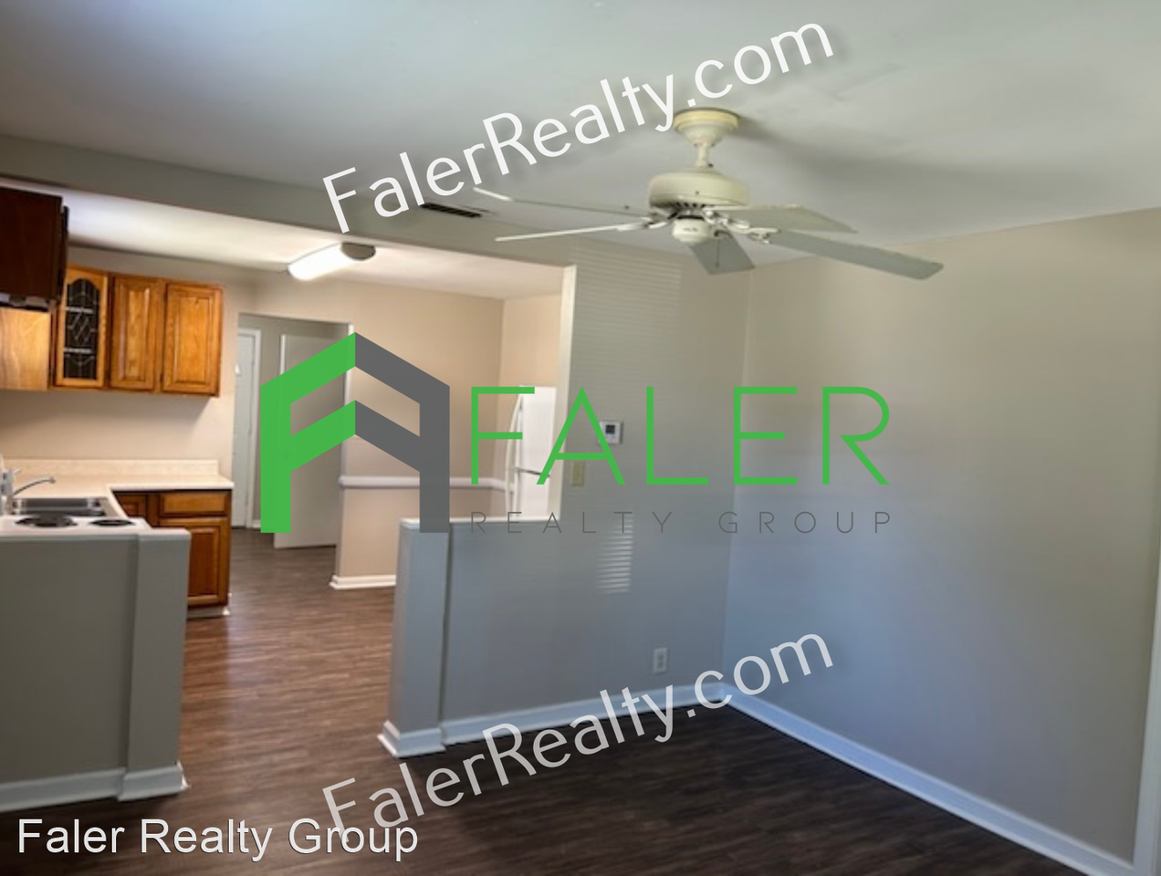 1074 Wiles Dr - Photo 2 of 13