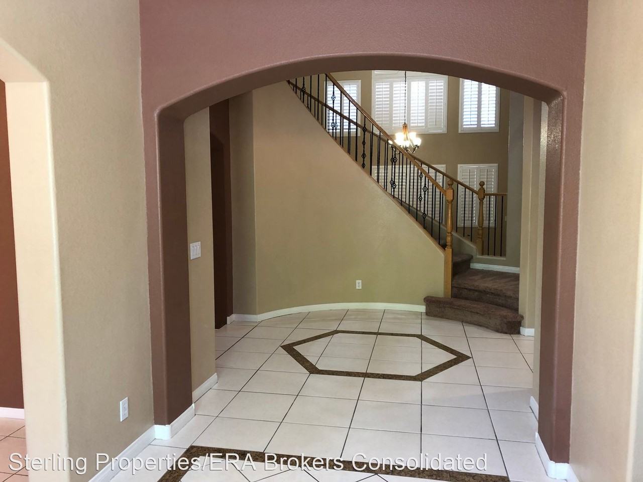 9409 Empire Rock St - Photo 2 of 39