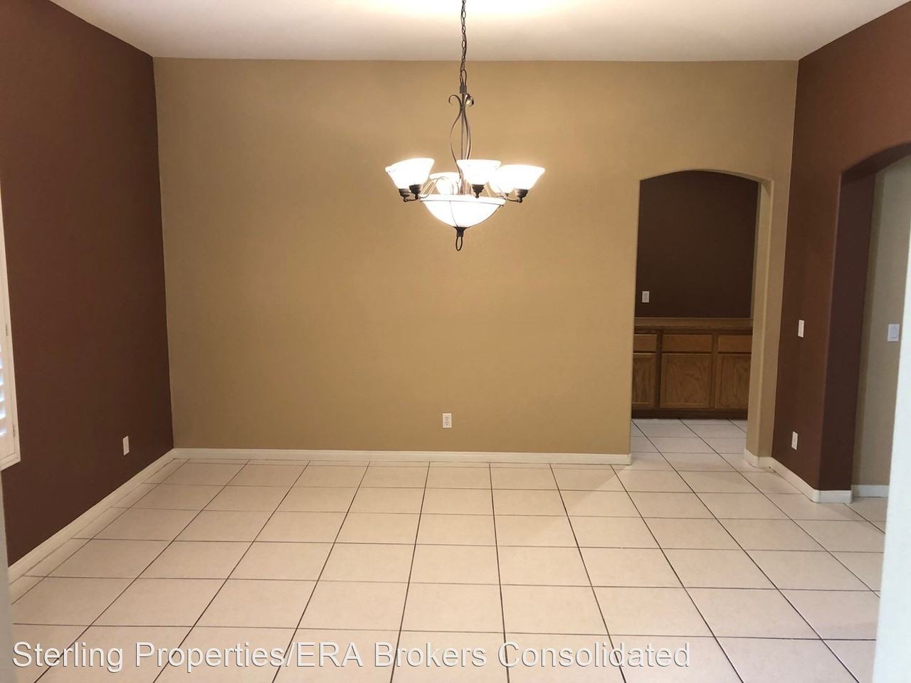 9409 Empire Rock St - Photo 3 of 39