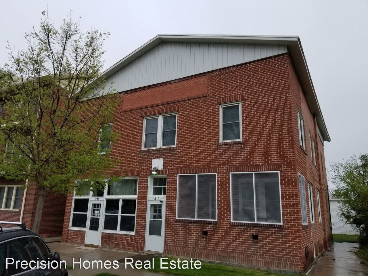 211 Lincoln St Apartments in Sterling, CO 80751 Zumper