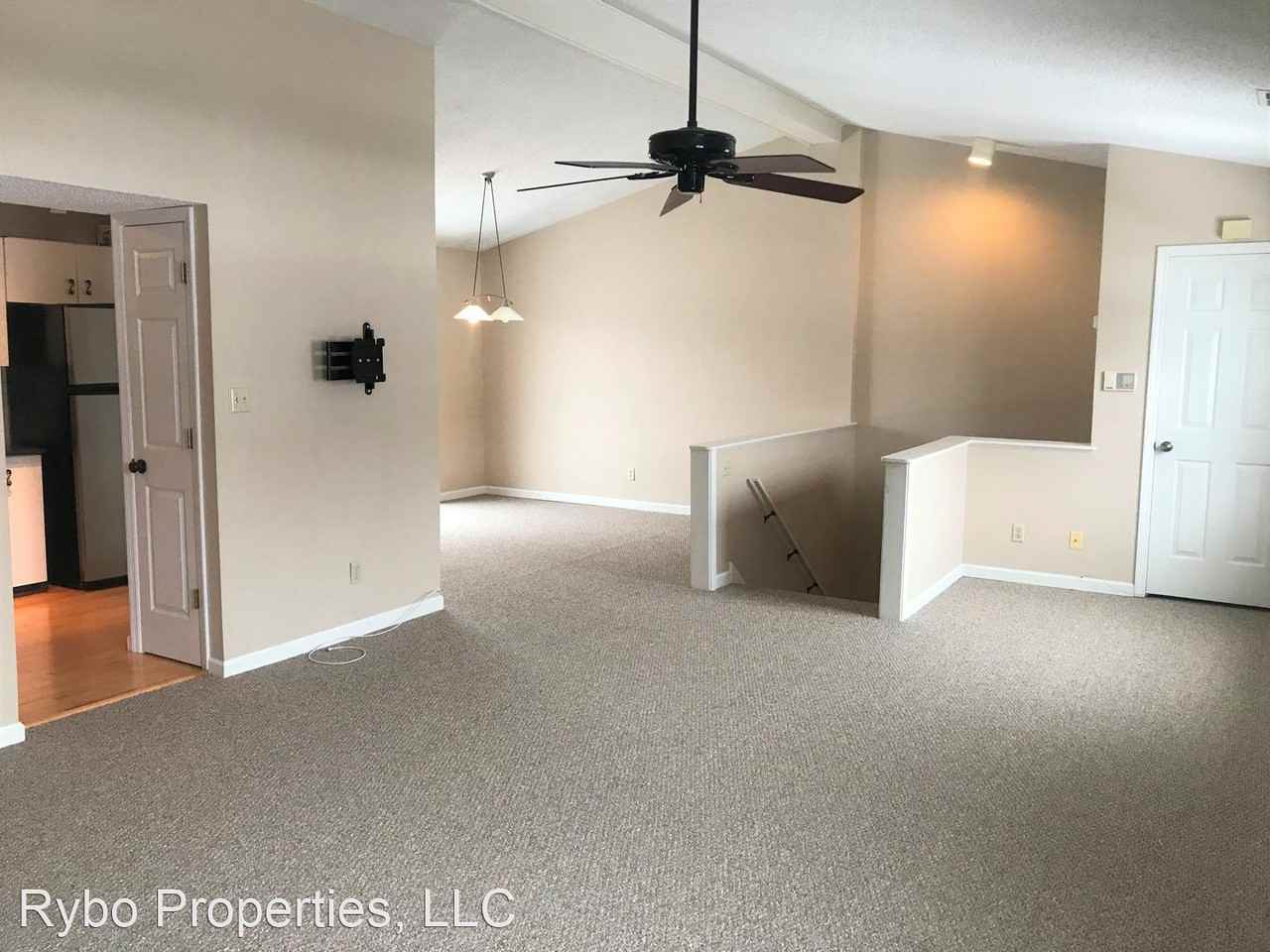 8945 Wrenwood Ln - Photo 3 of 20