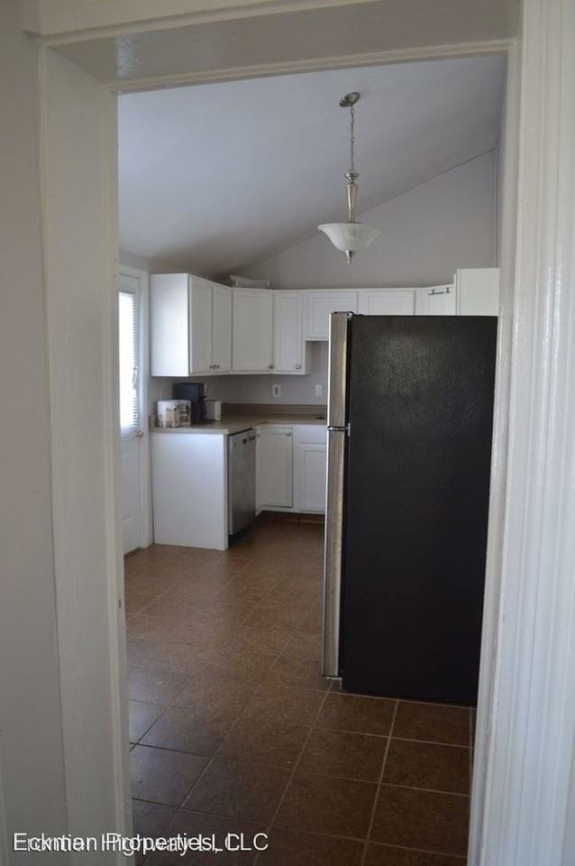 159 E Loudon Ave - Photo 3 of 3