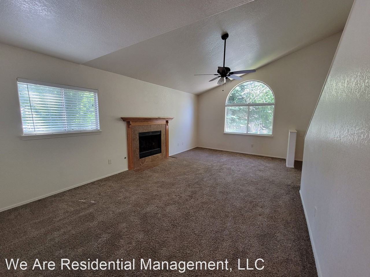 3227 N Kyle Loop - Photo 2 of 16