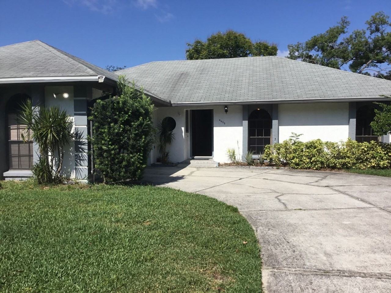 6602 Pampus Dr - Photo 3 of 37