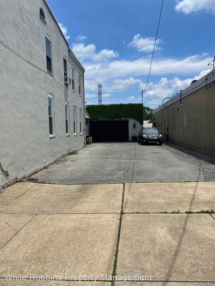 1902 N Scott St Apt A #A - Photo 3 of 7